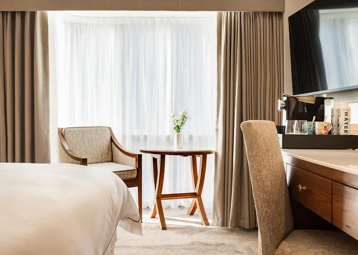 Brooks Hotel