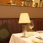 Brooks Hotel 